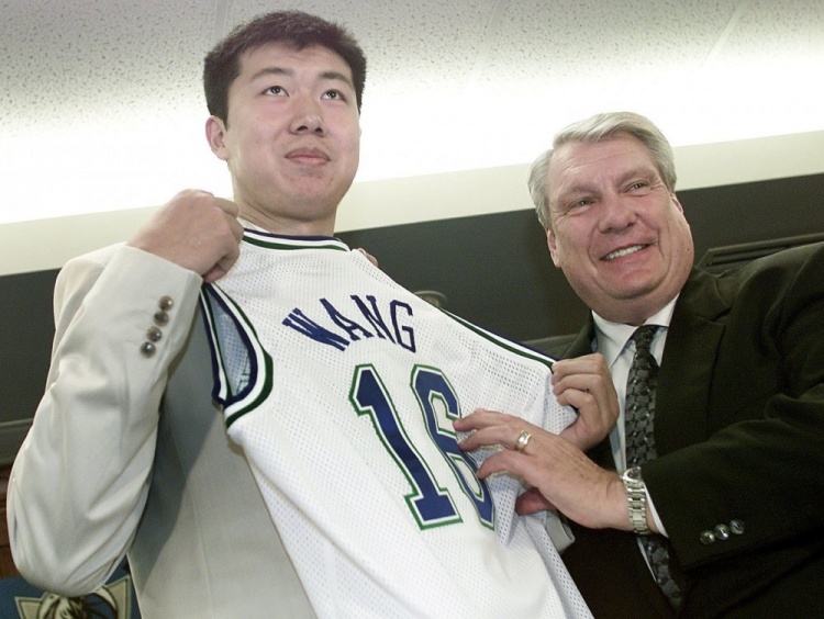王治郅深情悼念恩师尼尔森：您为我推开NBA之门，中国篮球永念这份知遇之恩